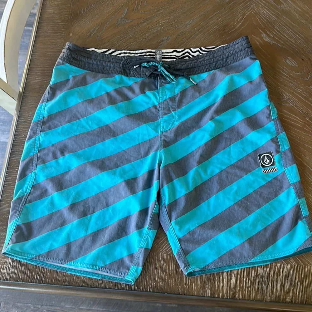 Volcom Swim Trunks - Picture 1 of 6
